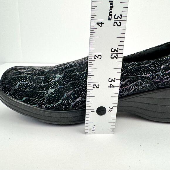 Savvy Womens Nursing Shoes Lightweight Chrome Vein Sz 7 Slip Resistant Comfort - Picture 8 of 16